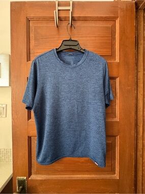 Patagonia Men's Short Sleeve Heathered Navy Blue Tee